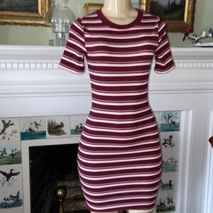 Sassy knit, burgundy 70s dress, will show off all your curves. Preppy hippie